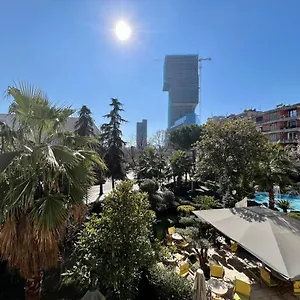 Daire In Skanderbeg Square - Center 1